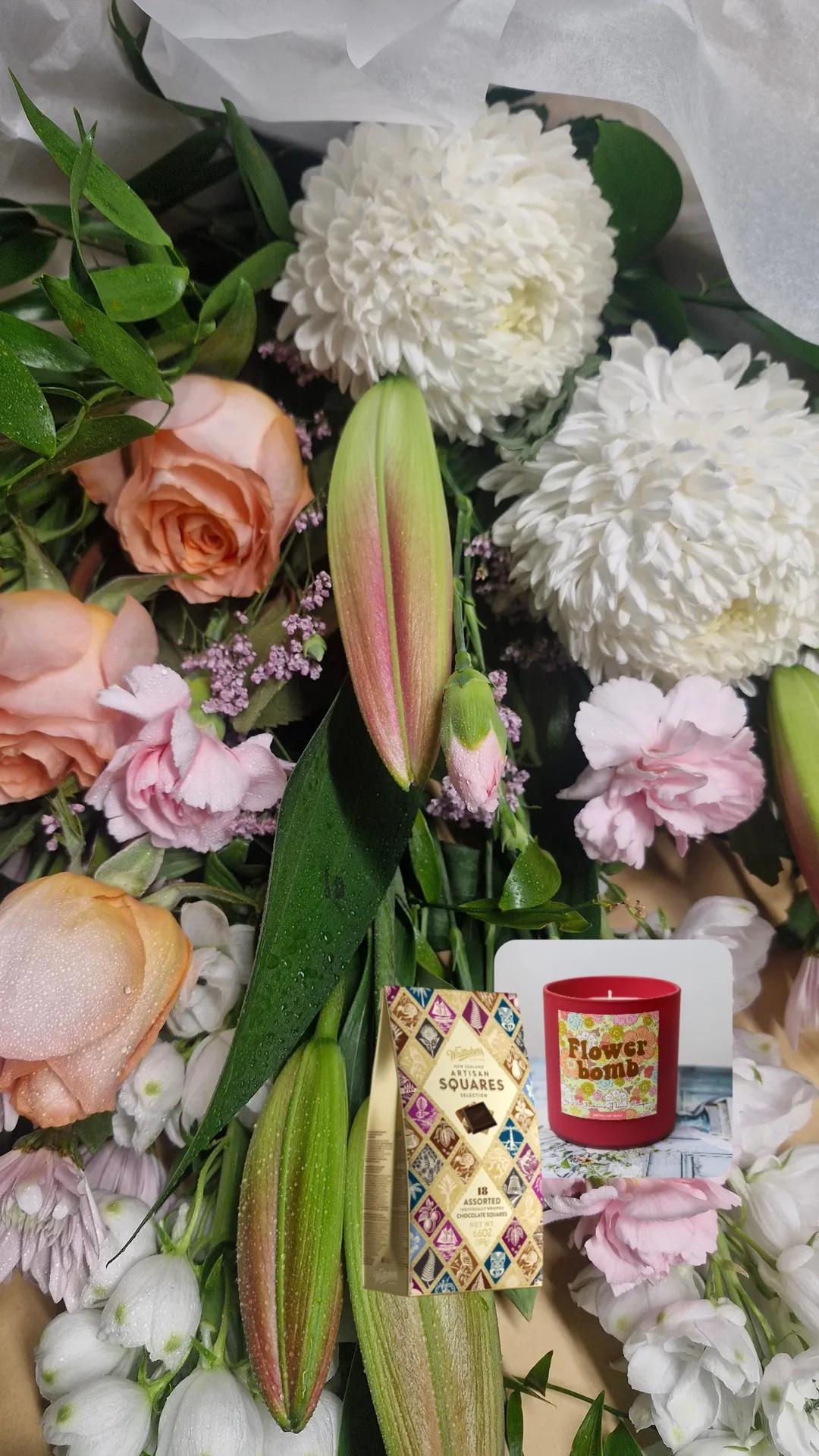 Mega Plus Bouquet/ Artisan Chocolate/Flowerbomb Candle