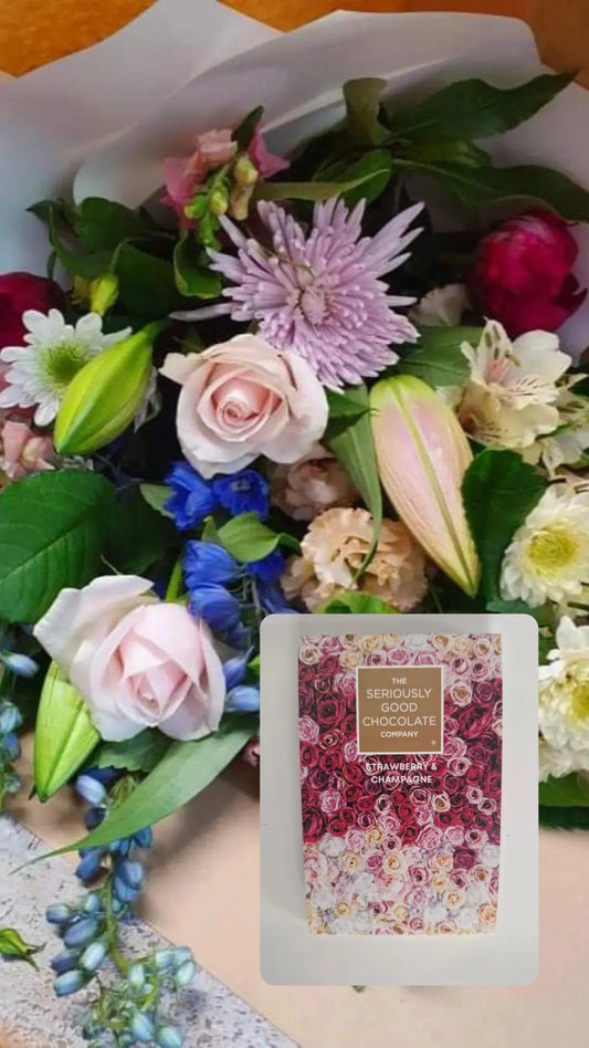 Florist Choice Deluxe Bouquet/Choc Tablet