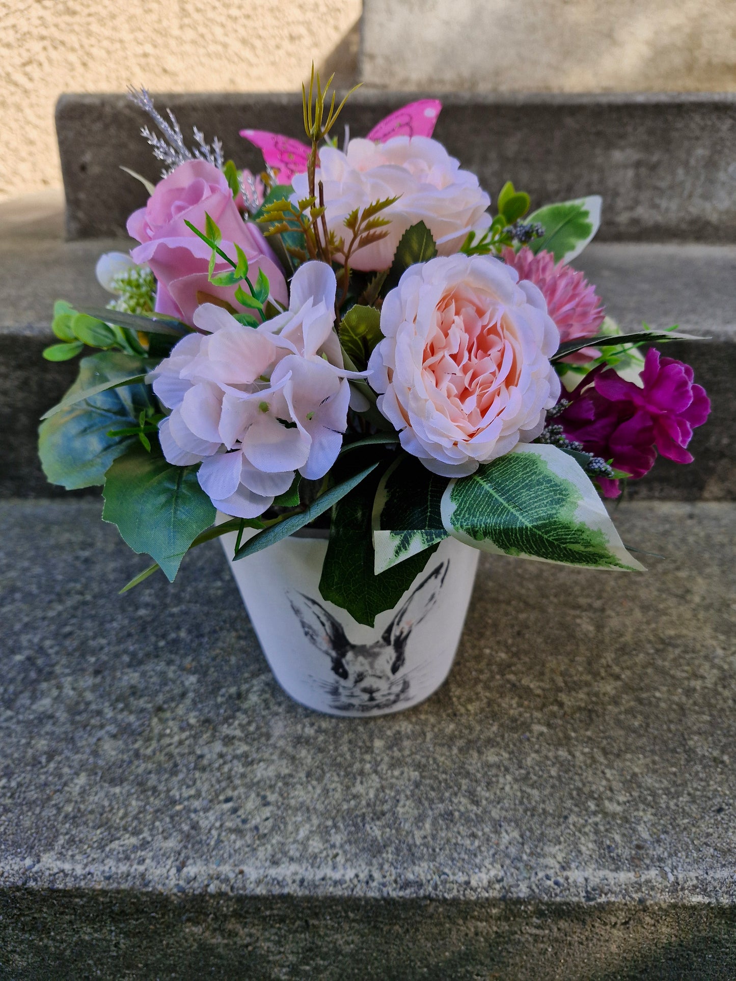 Meadow Inn Stone - Rabbit/Butterfly Pot - Lily Jacksons 